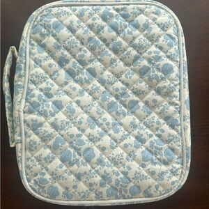 Floral Quilted Pouch